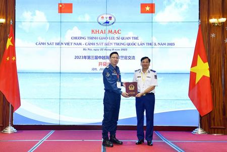 Khai mạc Chương trình giao lưu sĩ quan trẻ Cảnh sát biển Việt Nam - Cảnh sát biển Trung Quốc lần thứ 3