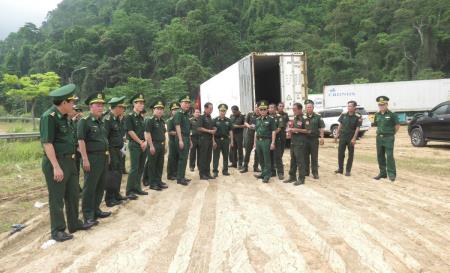 Phối hợp khảo sát thực địa phục vụ diễn tập liên hợp đánh bắt tội phạm qua biên giới tỉnh Quảng Trị