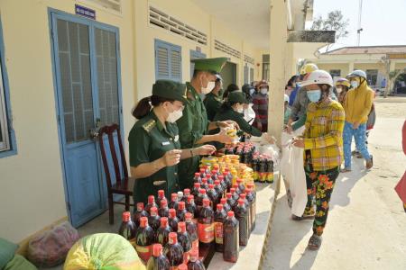 Điểm tựa vững chắc ở vùng biên Giang Thành