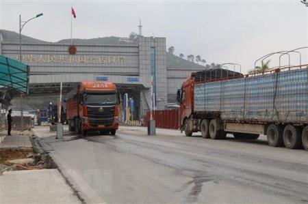 Giảm ùn ứ, thúc đẩy xuất khẩu nông sản tại cửa khẩu biên giới phía Bắc