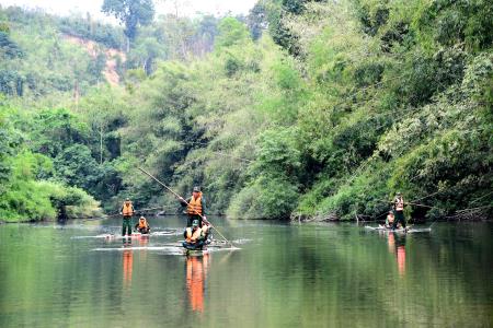 Vận dụng tư tưởng Lấy dân làm gốc của Chủ tịch Hồ Chí Minh vào thực tiễn công tác