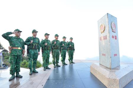 Bảo đảm tính thống nhất, không chồng chéo chức năng, nhiệm vụ, quyền hạn trong kiểm soát xuất, nhập cảnh