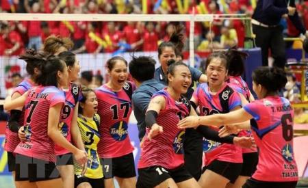 Nữ Hóa chất Đức Giang Tia Sáng giành ngôi vô địch cúp Hùng Vương 2023