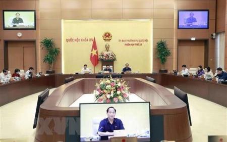 Khắc phục tình trạng cán bộ đùn đẩy, né tránh, sợ trách nhiệm
