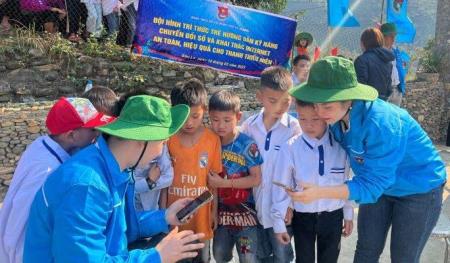 Mạng xã hội với vấn đề tuyên truyền vùng đồng bào dân tộc thiểu số