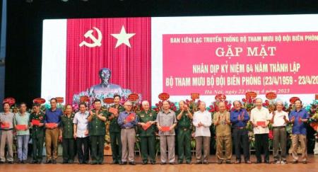 Gặp mặt kỷ niệm 64 năm Ngày Truyền thống Bộ Tham mưu BĐBP