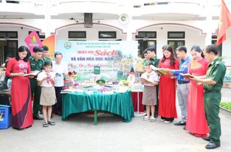 Các đơn vị hưởng ứng Ngày Sách và Văn hóa đọc Việt Nam