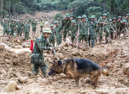 Chó nghiệp vụ Biên phòng ở Rào Trăng 3