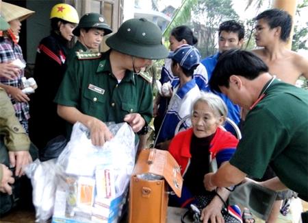 Tăng cường chăm sóc sức khỏe cộng đồng dân cư vùng lũ