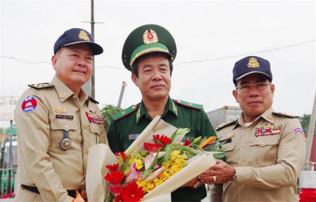 Tăng cường hợp tác quốc phòng, an ninh biên giới Việt Nam - Campuchia