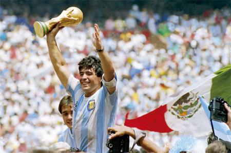 Hành trình cuối cùng của Diego Maradona