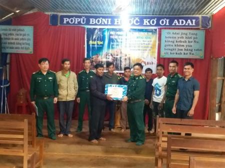 BĐBP Gia Lai chúc mừng lễ Giáng sinh các cơ sở, điểm nhóm tôn giáo khu vực biên giới