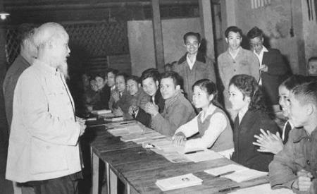Khắc ghi lời Bác dạy, phấn đấu hoàn thành xuất sắc nhiệm vụ chính trị trong thời kỳ mới