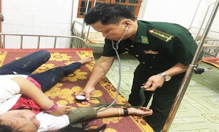 Cứu sống một học sinh ăn lá ngón tự tử