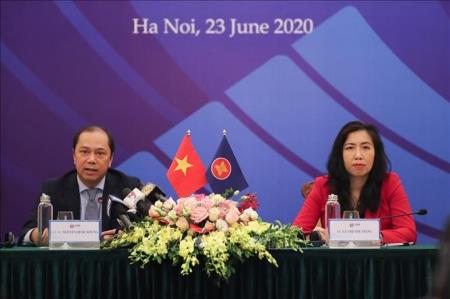 Hội nghị Cấp cao ASEAN lần thứ 36 tập trung thực hiện nhiệm vụ kép