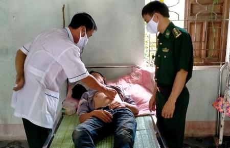 Cứu sống thanh niên ăn lá ngón tự tử