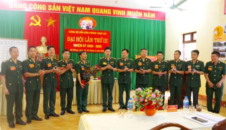 Xây dựng Đảng bộ trong sạch, vững mạnh hoàn thành xuất sắc nhiệm vụ được giao
