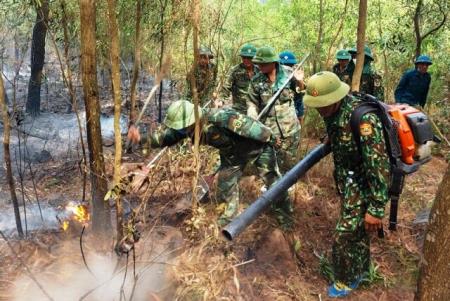 “Sắc xanh” xung kích trong trận chiến với “giặc lửa”