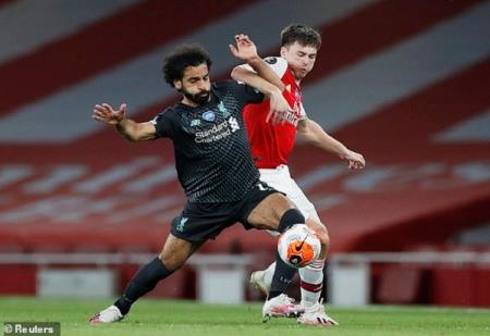 Liverpool hết cơ hội cán mốc 100 điểm, Pep Guardiola lập kỷ lục mới