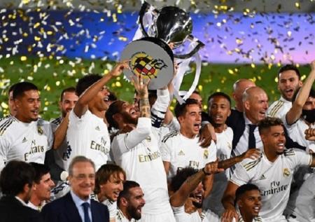 Real Madrid vô địch La Liga lần thứ 34