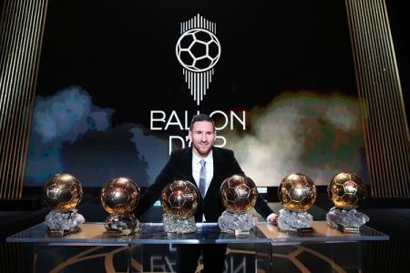 Không trao “Quả bóng Vàng” 2020, Juventus nới rộng khoảng cách với Inter Milan