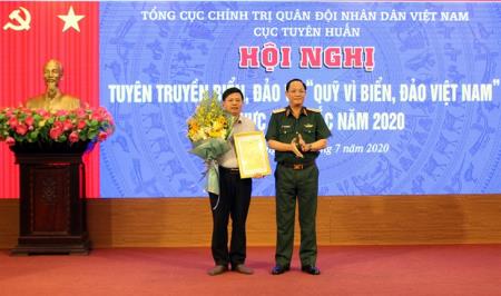 Huy động mọi nguồn lực hướng về "Quỹ vì biển, đảo Việt Nam”
