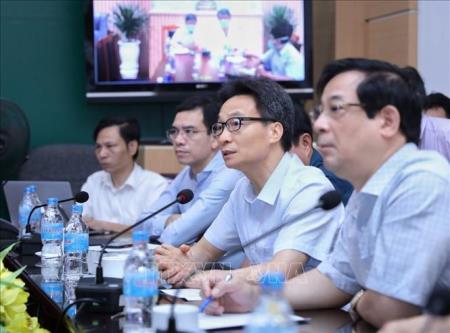 Phó Thủ tướng: Ngành y tế cần 'chia lửa' với Đà Nẵng chống dịch Covid-19