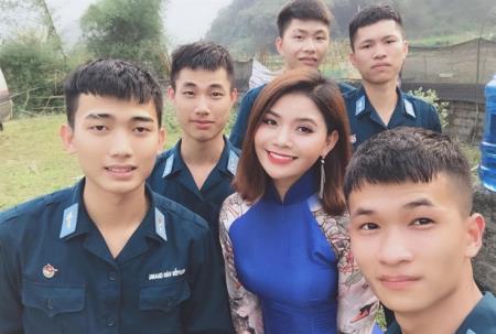 Ca sĩ Hà Thơm - bông hoa tài năng của miền Tây Bắc