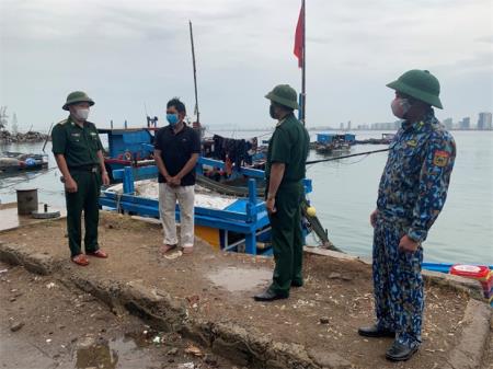 Cứu kip thời tàu cá cùng 2 ngư dân bị nạn trên biển