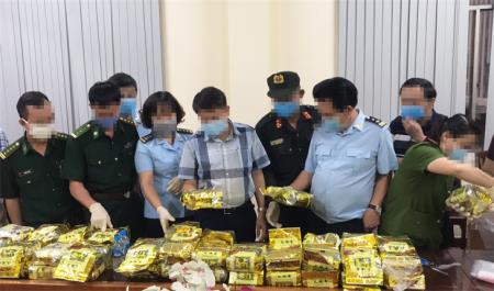 Đánh sập nhiều đường dây mua bán, vận chuyển ma túy lớn, xuyên quốc gia