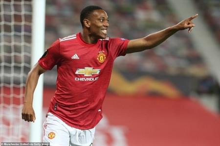 Man United và Inter Milan vào tứ kết Europa League, Thanh Hóa dọa bỏ V.League