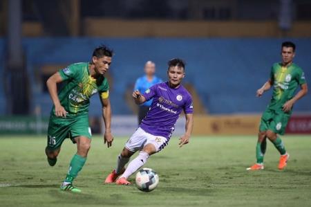 Hà Nội FC thắng hủy diệt, TP Hồ Chí Minh ngược dòng kịch tính giành vé vào bán kết