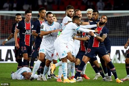 Tottenham gục ngã trên sân nhà, “mưa” thẻ đỏ ở trận derby nước Pháp