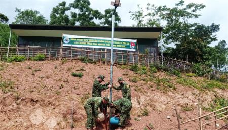 “Ánh sáng vùng biên” trên cổng trời Cha Lo