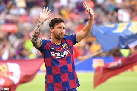 Messi ở lại Barcelona, Chelsea kích hoạt “bom tấn”