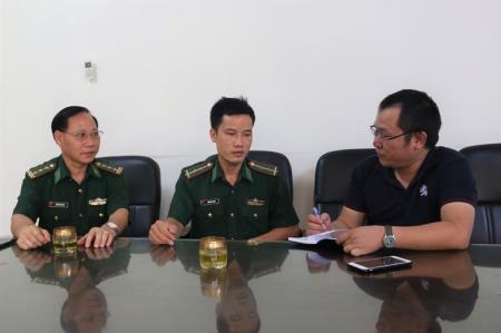 Tô thắm hình ảnh người chiến sĩ Biên phòng trong lòng nhân dân