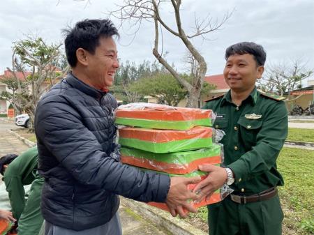 Tăng cường tuyên truyền phòng, chống dịch Covid-19 ở cảng biển Dung Quất