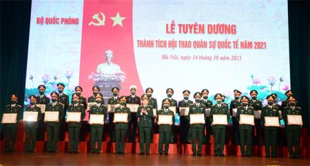 Bộ Quốc phòng tuyên dương thành tích các đội tuyển và lực lượng tham gia Army Games 2021
