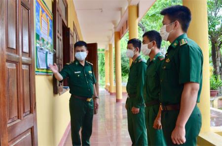 Đổi mới tổ chức, phương pháp giáo dục chính trị phù hợp với điều kiện phòng, chống dịch