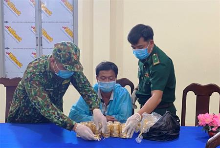 Ngăn chặn triệt để hoạt động buôn lậu vàng qua biên giới