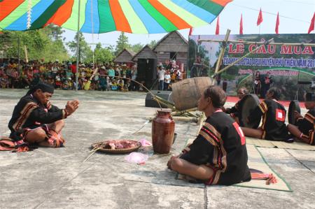 Huyền tích những vị vua không ngai