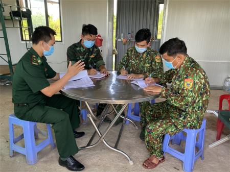 Nâng cao chất lượng giáo dục chính trị - chìa khóa góp phần thực hiện thắng lợi nhiệm vụ “kép”