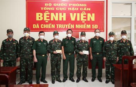 Tăng cường lực lượng Quân y hỗ trợ “vùng đỏ” quận 12, thành phố Hồ Chí Minh chống dịch