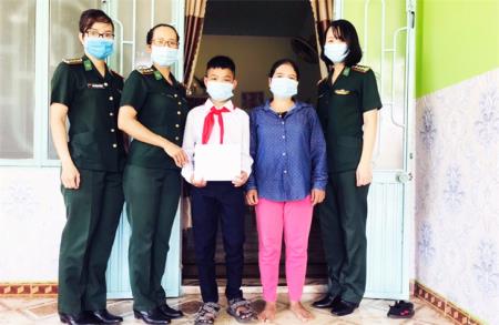 Nữ quân nhân “hai giỏi” của BĐBP Kon Tum