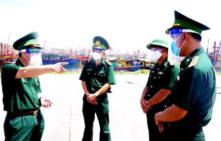 Trên rừng, dưới biển căng sức chống dịch