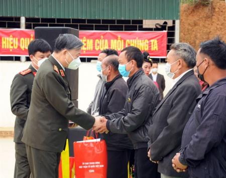 MB hỗ trợ kinh phí xây dựng 200 căn nhà cho người nghèo tại Điện Biên