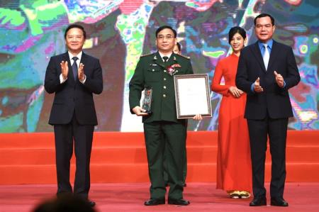 Cục Phòng, chống ma túy và tội phạm BĐBP được vinh danh tại Chương trình Vinh quang Việt Nam 2021