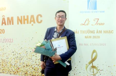 Tự hào những người thầy giáo mang quân hàm xanh