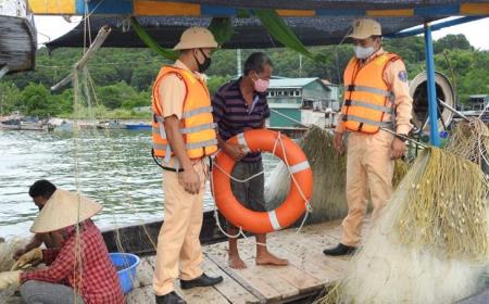 Đẩy mạnh tuyên truyền về an toàn giao thông đường thủy