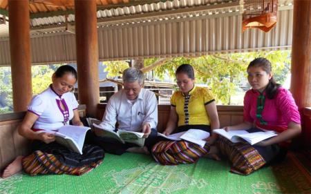 Bảo tồn bản sắc dân tộc trước nguy cơ mai một